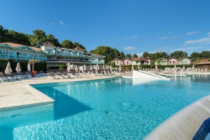 Appartement Sur Golf Avec Piscine Chauffee A Lacanau-Ocean Bagian luar foto