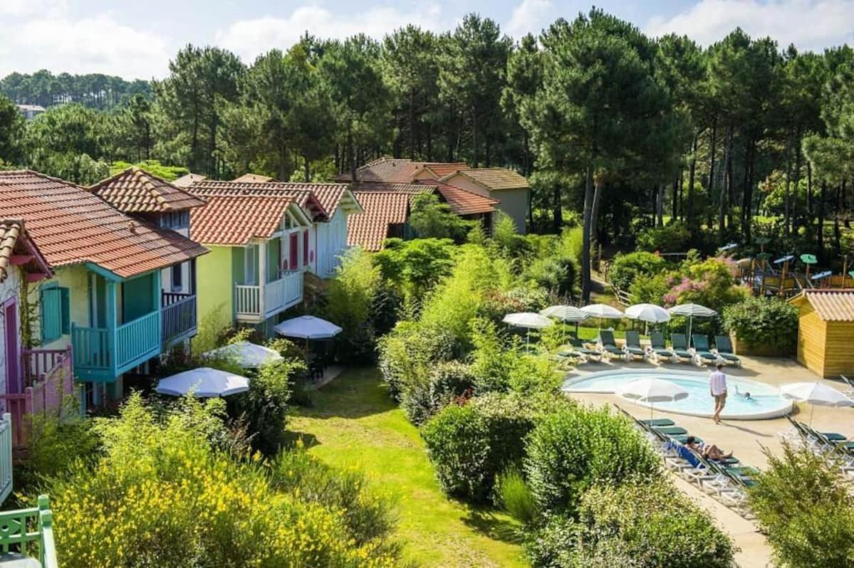 Appartement Sur Golf Avec Piscine Chauffee A Lacanau-Ocean Bagian luar foto